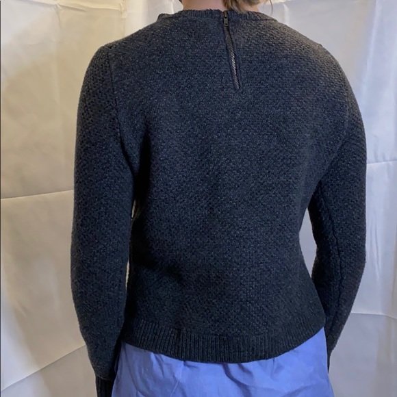 Sweater/blouse attachment - Picture 2 of 3